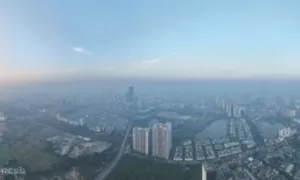 Hà Nội ô nhiễm không khí từ sáng đến đêm